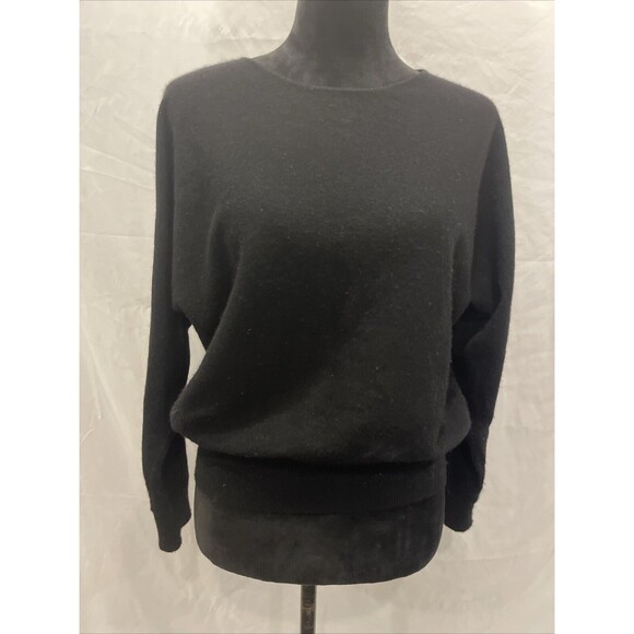 PRIVE 100% CASHMERE ROUND NECK SWEATER LUXURY MINIMALIST SOFT PREPPY COASTAL MED - Picture 2 of 7